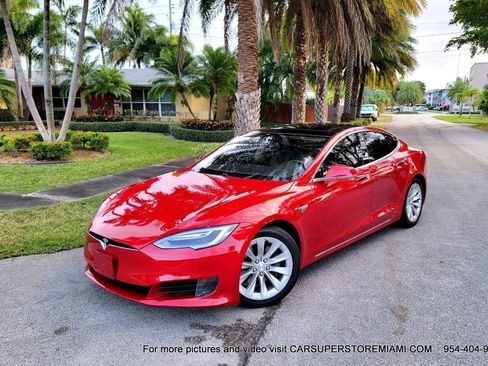 Used 2016 Tesla Model S 70D AWD/4WD image 5