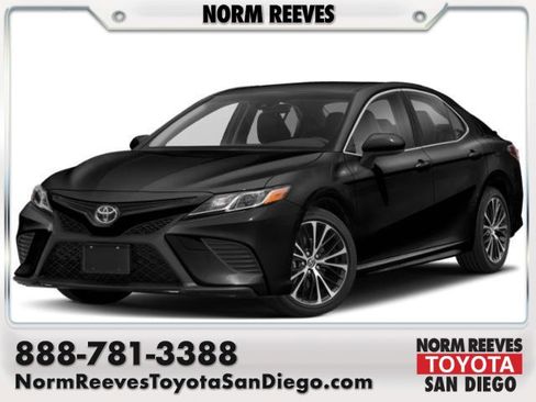 Used 2019 Toyota Camry SE FWD image 1