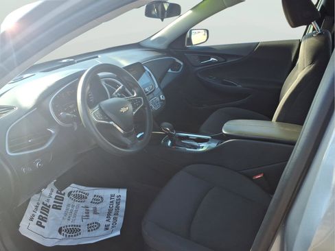 Used 2023 Chevrolet Malibu LT image 10