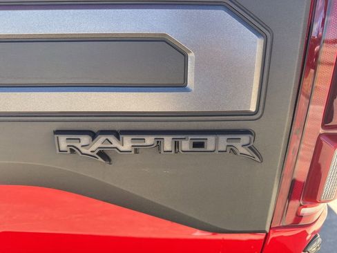 Used 2019 Ford F150 Raptor w/ Equipment Group 802A Luxury image 7