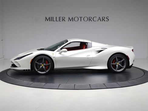 Certified 2023 Ferrari F8 Tributo RWD image 24