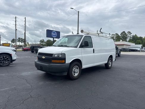Used 2019 Chevrolet Express 2500 w/ Driver Convenience Package RWD image 1