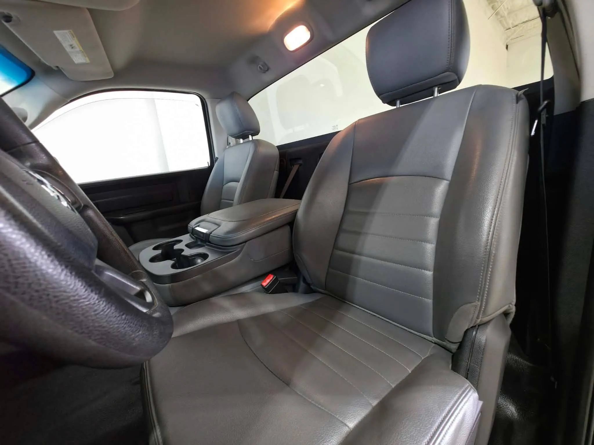 Used 2017 RAM 1500 Tradesman RWD image 9