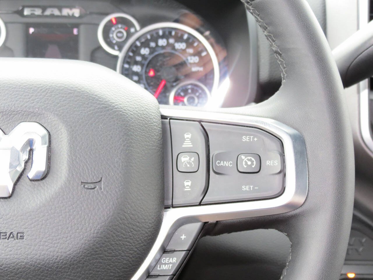 Used 2026 RAM 2500 Big Horn AWD/4WD image 11