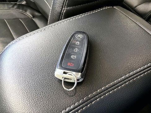 Used 2014 Ford Escape Titanium image 35