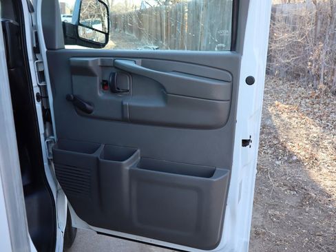 Used 2011 Chevrolet Express 3500 Work Van image 26