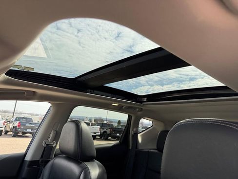 Used 2023 Nissan Murano SL image 9