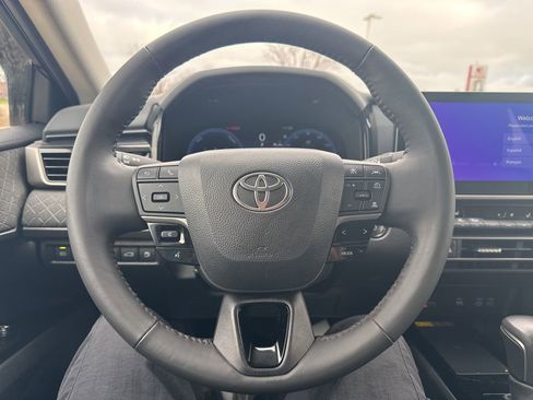 Certified 2025 Toyota Camry XLE image 11