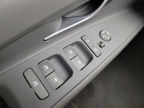 Used 2023 Hyundai Elantra SEL w/ Convenience Package FWD image 27
