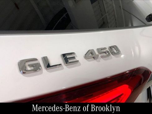 Used 2022 Mercedes-Benz GLE 450 4MATIC image 12