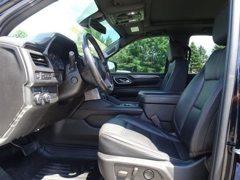 Used 2021 Chevrolet Tahoe RST w/ Luxury Package AWD/4WD image 9