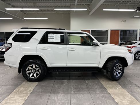 Used 2024 Toyota 4Runner TRD Off-Road Premium image 13