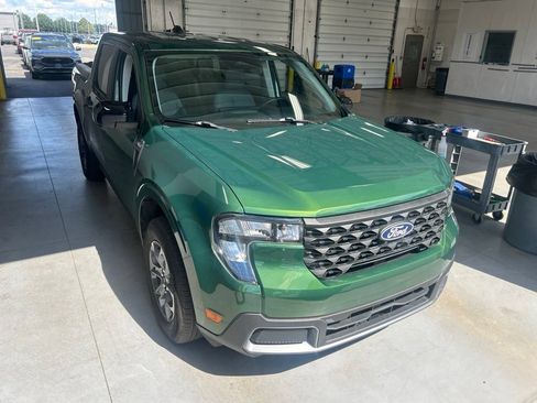 Used 2025 Ford Maverick XLT w/ Equipment Group 301A AWD/4WD image 1