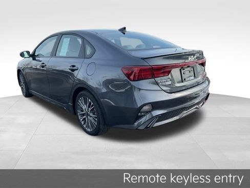 Certified 2022 Kia Forte GT-Line image 6