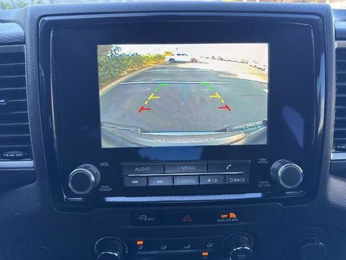 Certified 2024 Nissan Frontier SV w/ Technology Package image 27