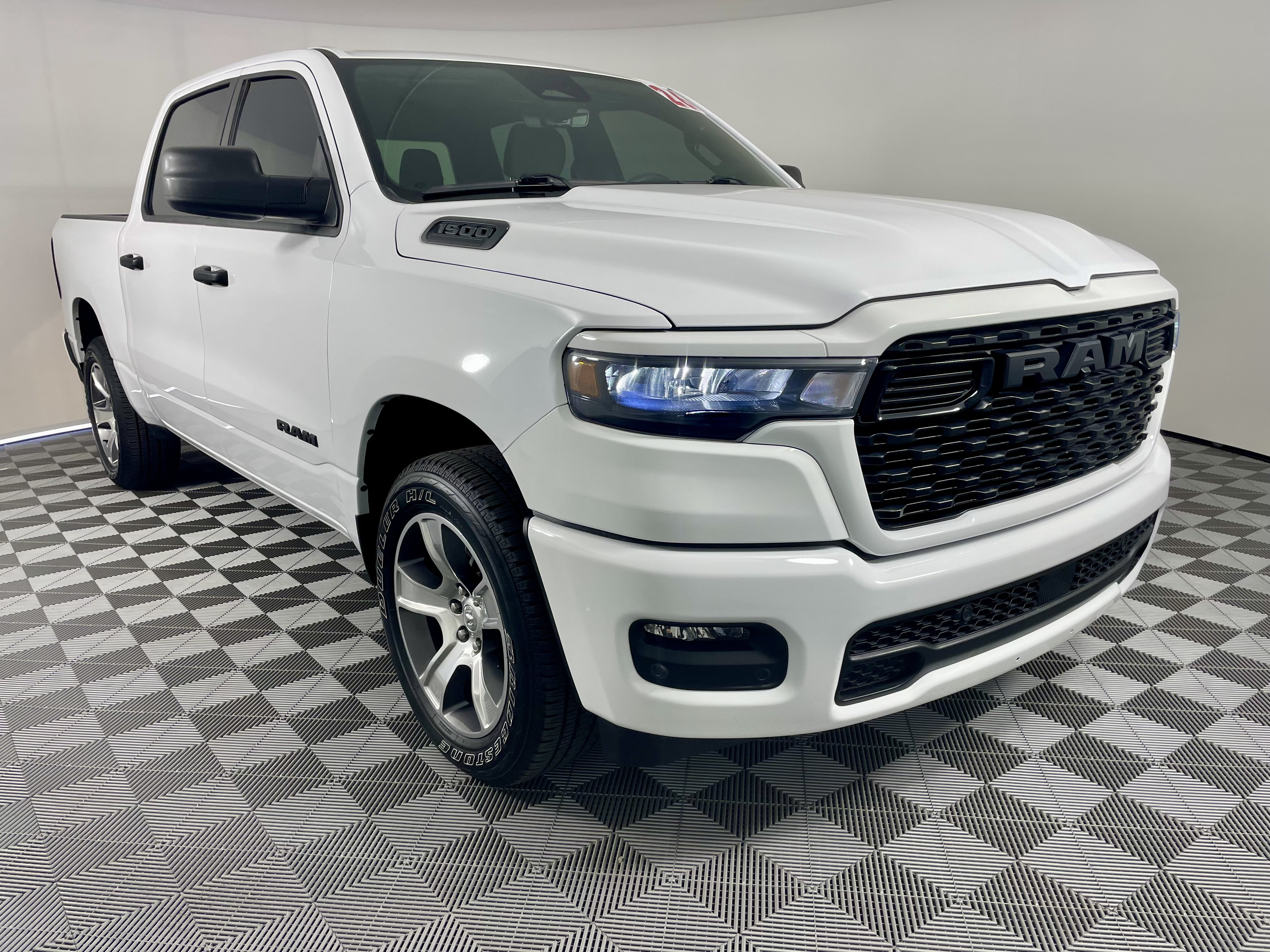 Certified 2026 RAM 1500 Express RWD image 5
