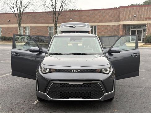 Certified 2024 Kia Soul LX image 9