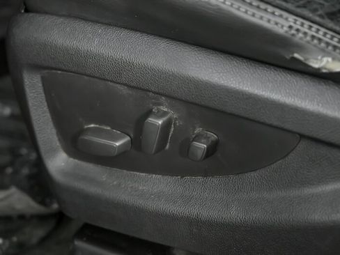 Used 2016 GMC Sierra 3500 Denali w/ Duramax Plus Package image 22