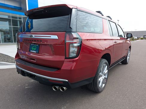Certified 2021 Chevrolet Suburban High Country w/ Premium Package 2 AWD/4WD image 44