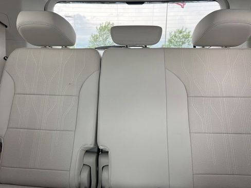 Used 2026 Buick Enclave Avenir w/ Super Cruise Package AWD/4WD image 17