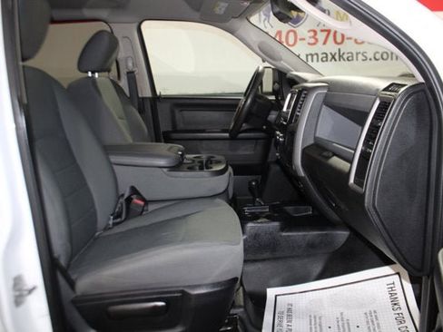 Used 2014 RAM 3500 Tradesman w/ Chrome Appearance Group image 47