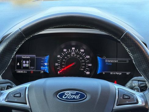 Certified 2022 Ford Edge ST image 38