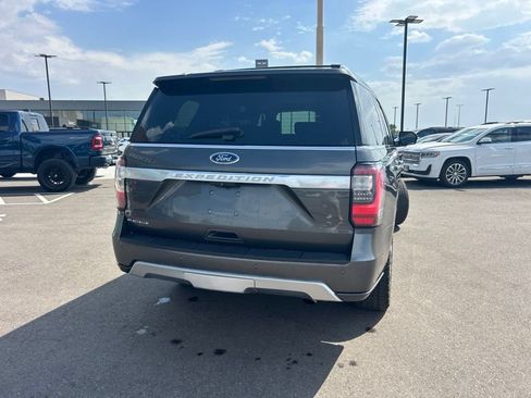 Used 2019 Ford Expedition Platinum RWD image 9
