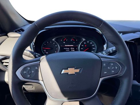 Used 2023 Chevrolet Traverse LT AWD/4WD image 30
