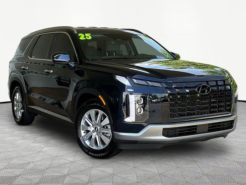 Used 2025 Hyundai Palisade SEL AWD/4WD image 3