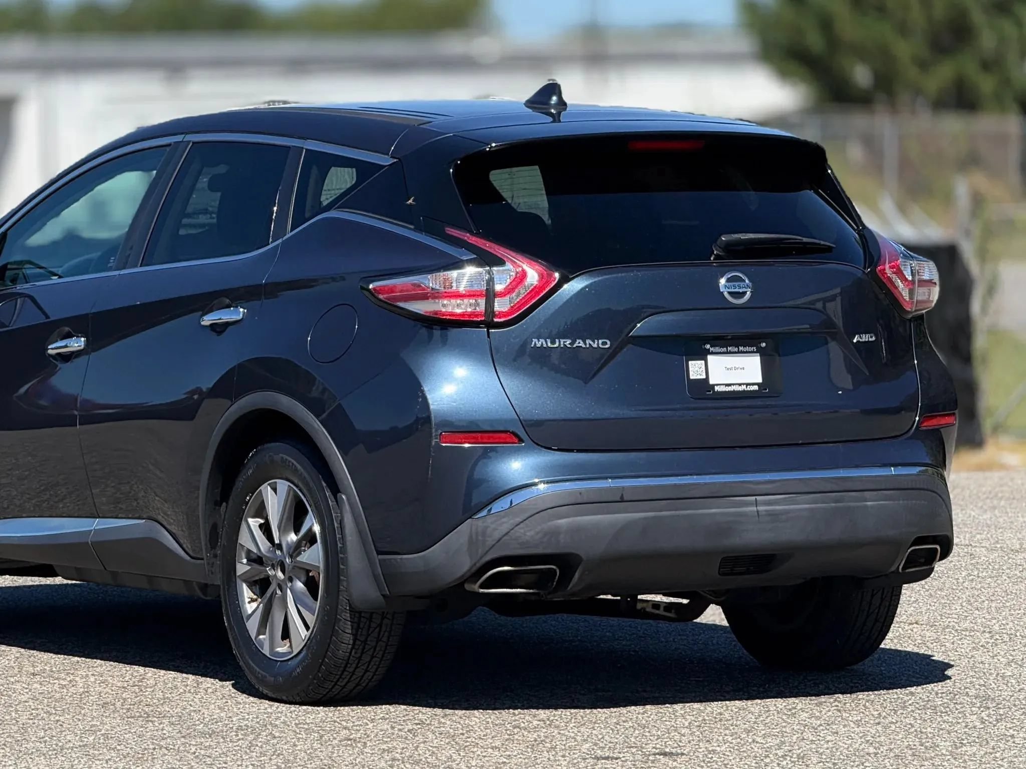 Used 2016 Nissan Murano S AWD/4WD image 16