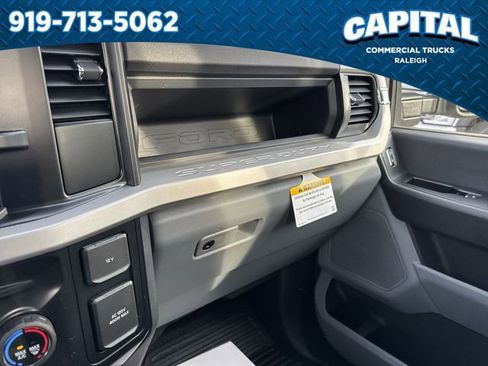 New 2026 Ford F250 XL w/ XL Chrome Package image 27