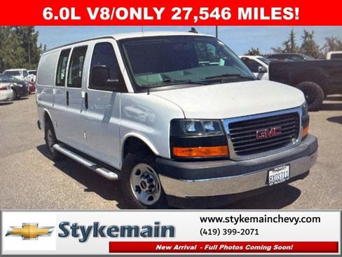 Used 2019 GMC Savana 2500 w/ Driver Convenience Package RWD image 1