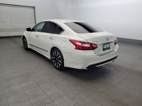 Used 2017 Nissan Altima 2.5 SL image 5