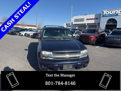 Used 2008 Chevrolet TrailBlazer 4WD w/ Smoker's Package image 2