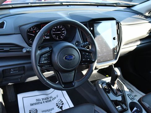 Used 2024 Subaru Crosstrek 2.5i Limited w/ Crosstrek Mirror Package AWD/4WD image 16