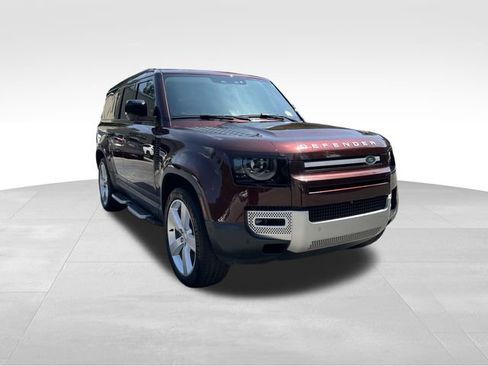 Used 2023 Land Rover Defender 130 First Edition image 7