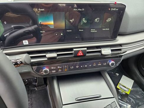 New 2026 Kia Sportage LX FWD image 9