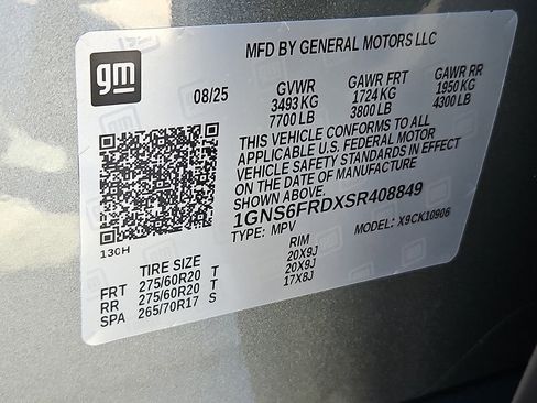 New 2025 Chevrolet Suburban Premier image 19