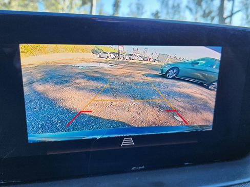 Used 2024 Buick Encore GX Sport Touring image 14