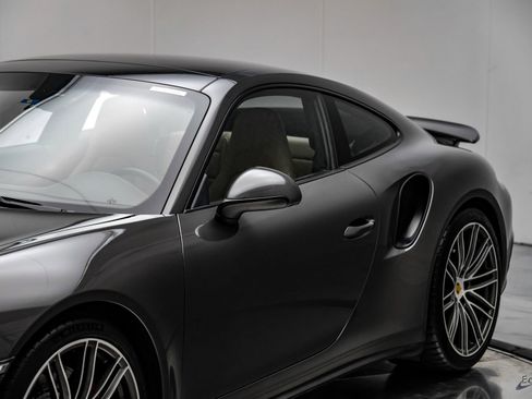 Used 2017 Porsche 911 Turbo image 24