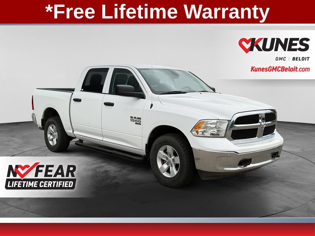 Used 2022 RAM 1500 Classic SLT AWD/4WD image 1