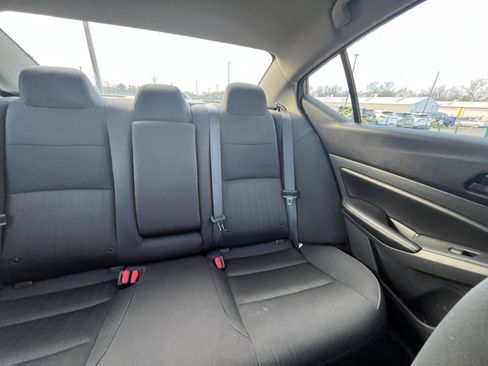 Used 2025 Nissan Altima 2.5 SV image 37