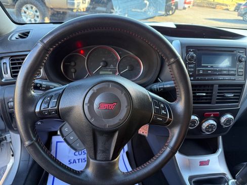 Used 2011 Subaru Impreza WRX STI image 40