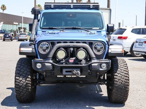 Used 2021 Jeep Gladiator Rubicon AWD/4WD image 2