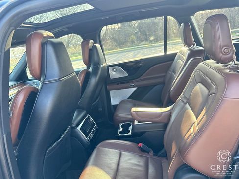 Used 2020 Lincoln Aviator Reserve w/ Equipment Group 202A image 24