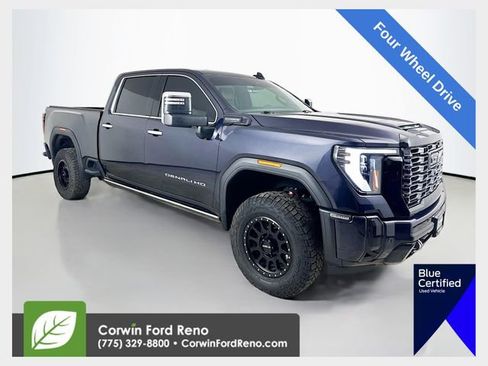 Used 2025 GMC Sierra 2500 Denali Ultimate image 1