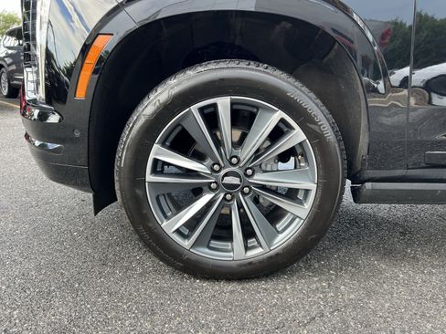 Used 2026 Cadillac Escalade Sport AWD/4WD image 12
