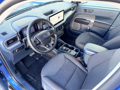 Used 2025 Ford Maverick XL image 9