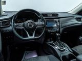 Used 2017 Nissan Rogue SV w/ HEV Premium Package image 4