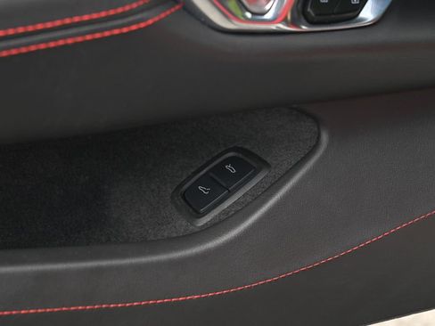 Used 2020 Chevrolet Corvette Stingray Coupe w/ Z51 Performance Package RWD image 28